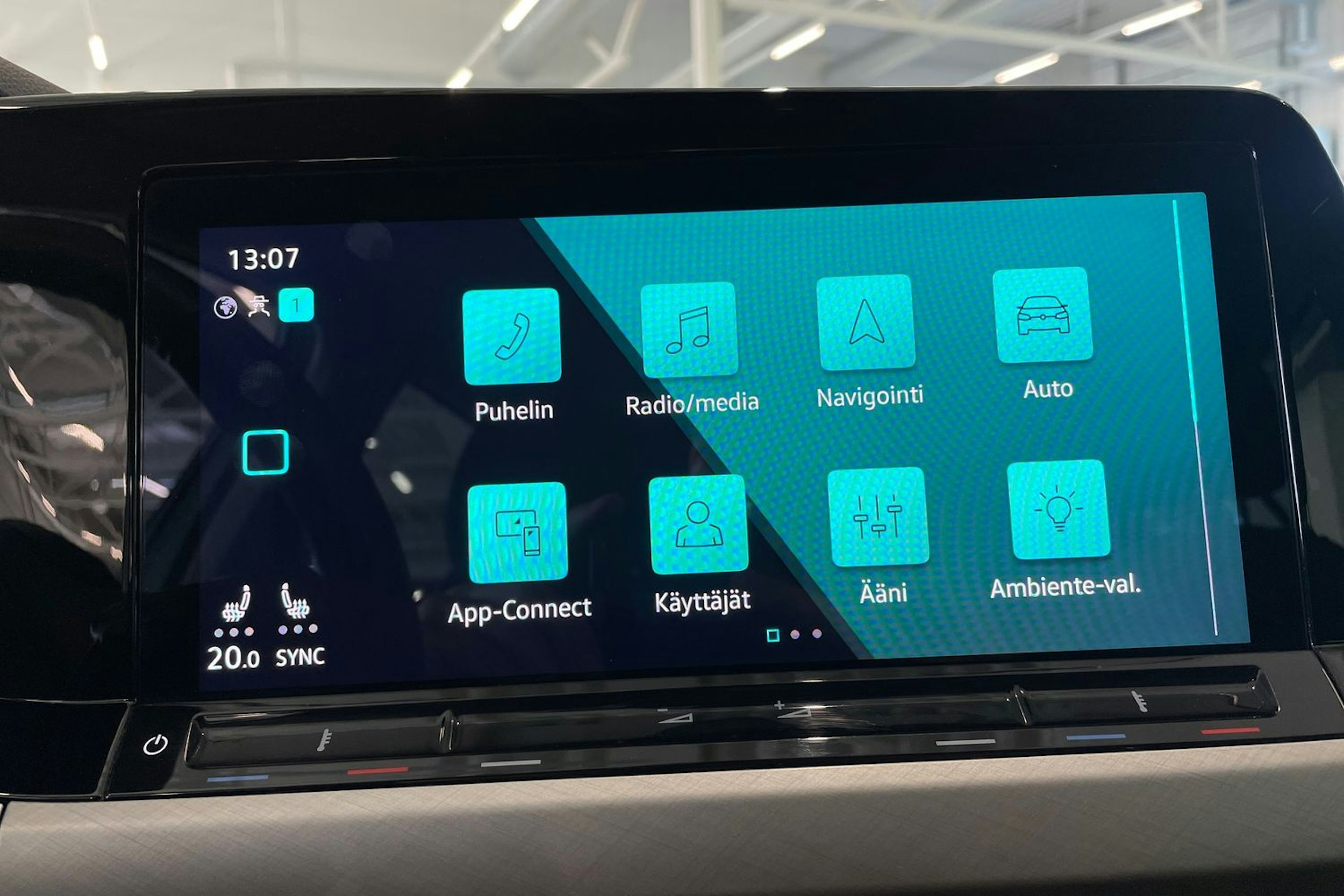 hopea Volkswagen Golf 2021 kuva 26.