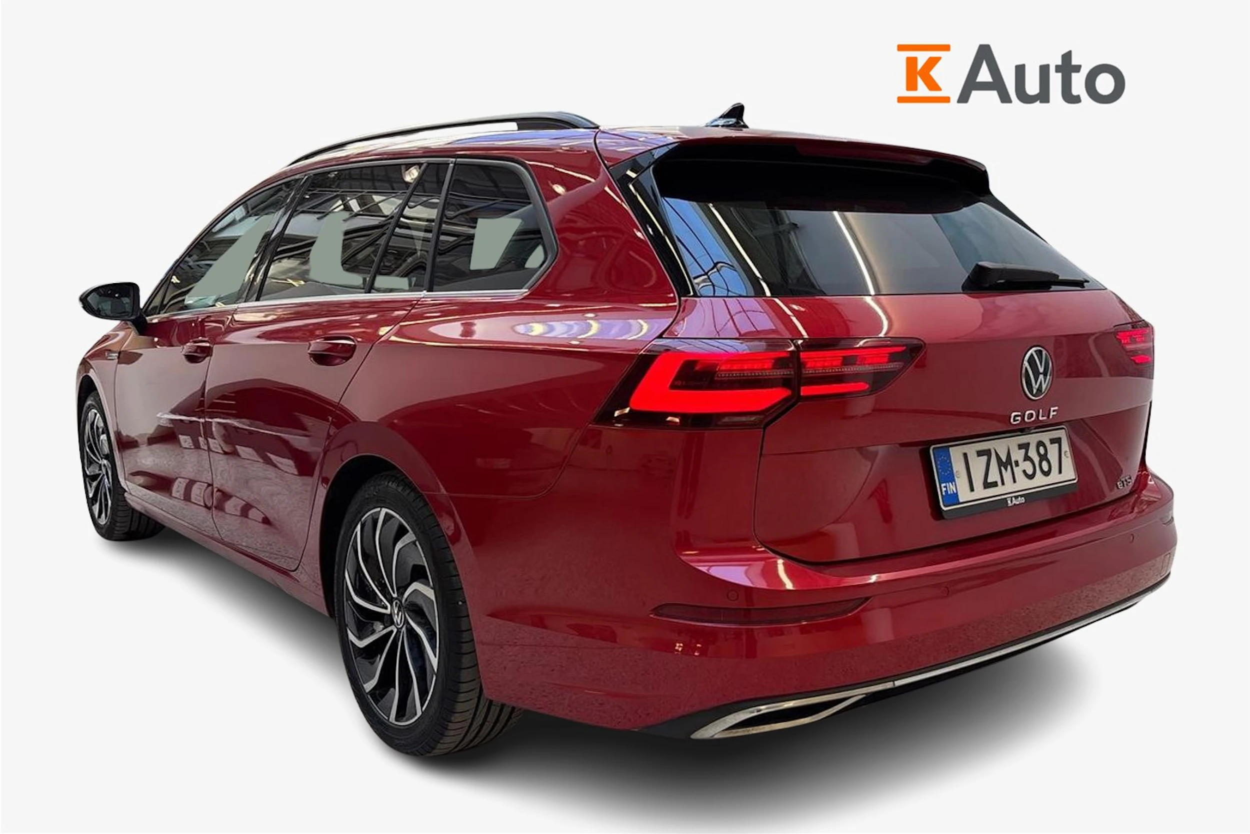 punainen Volkswagen Golf 2021 kuva 2.