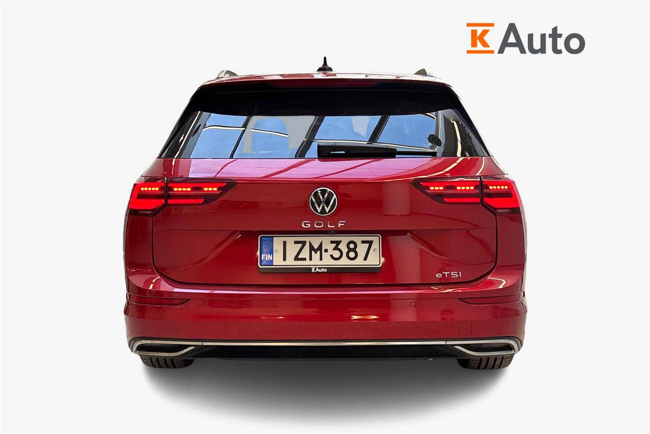 punainen Volkswagen Golf 2021 kuva 3.