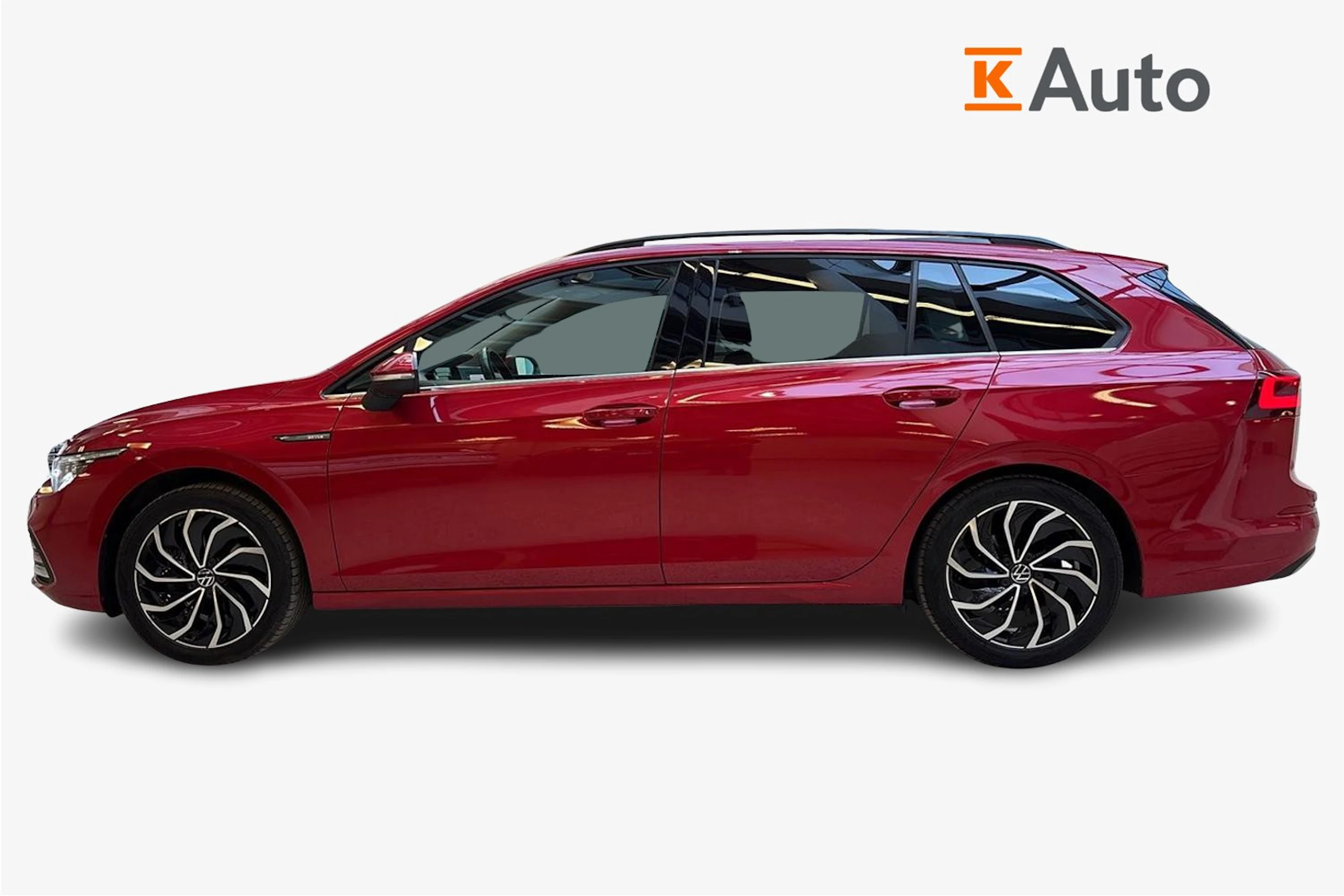 punainen Volkswagen Golf 2021 kuva 5.