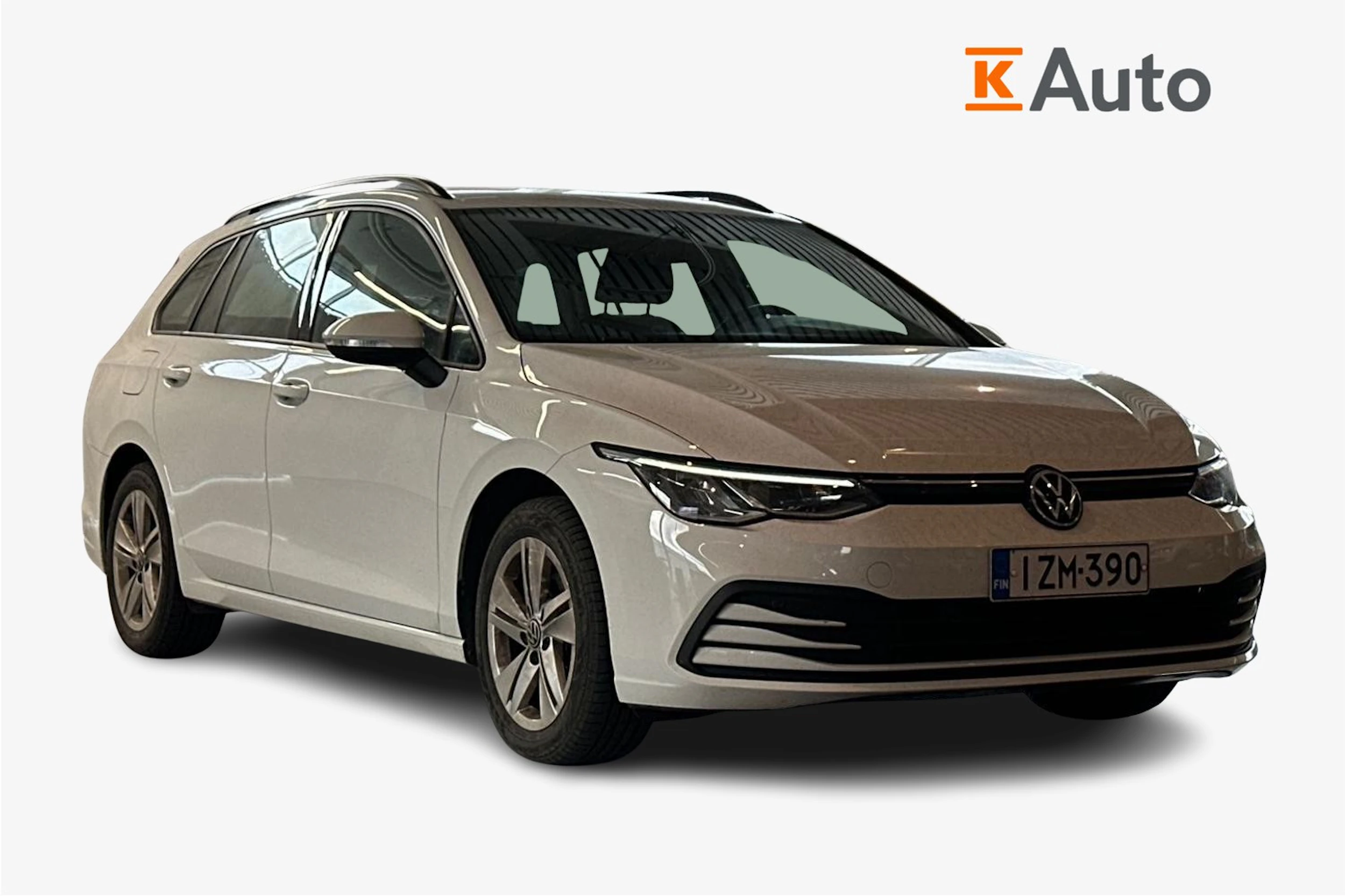 valkoinen Volkswagen Golf 2021 kuva 1.