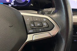Valkoinen Volkswagen GOLF 2021 kuva 16.