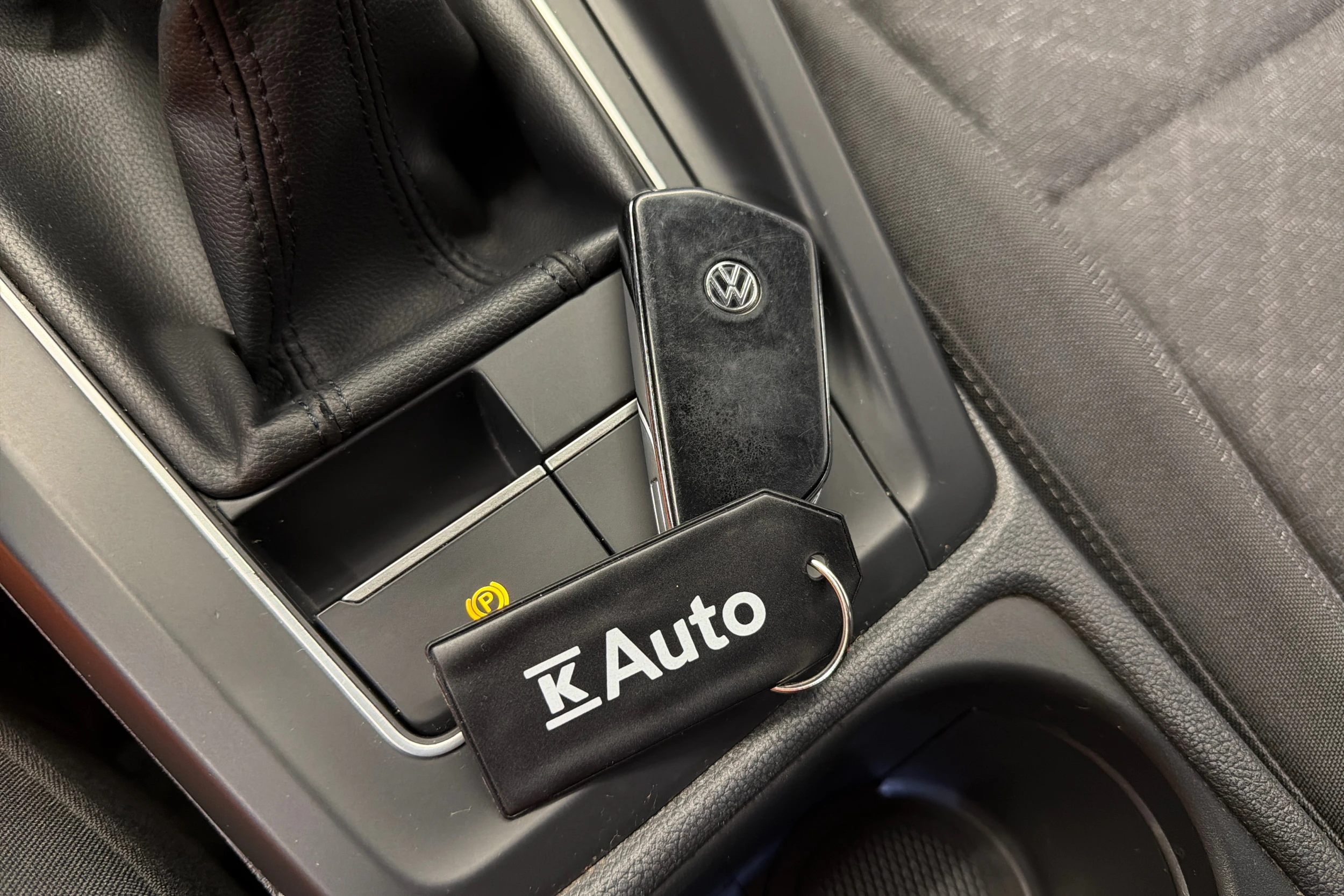Valkoinen Volkswagen GOLF 2021 kuva 30.