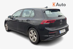 musta Volkswagen Golf 2021 kuva 2.
