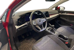 punainen Volkswagen Golf 2021 kuva 3.