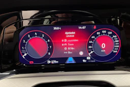 punainen Volkswagen Golf 2021 kuva 16.