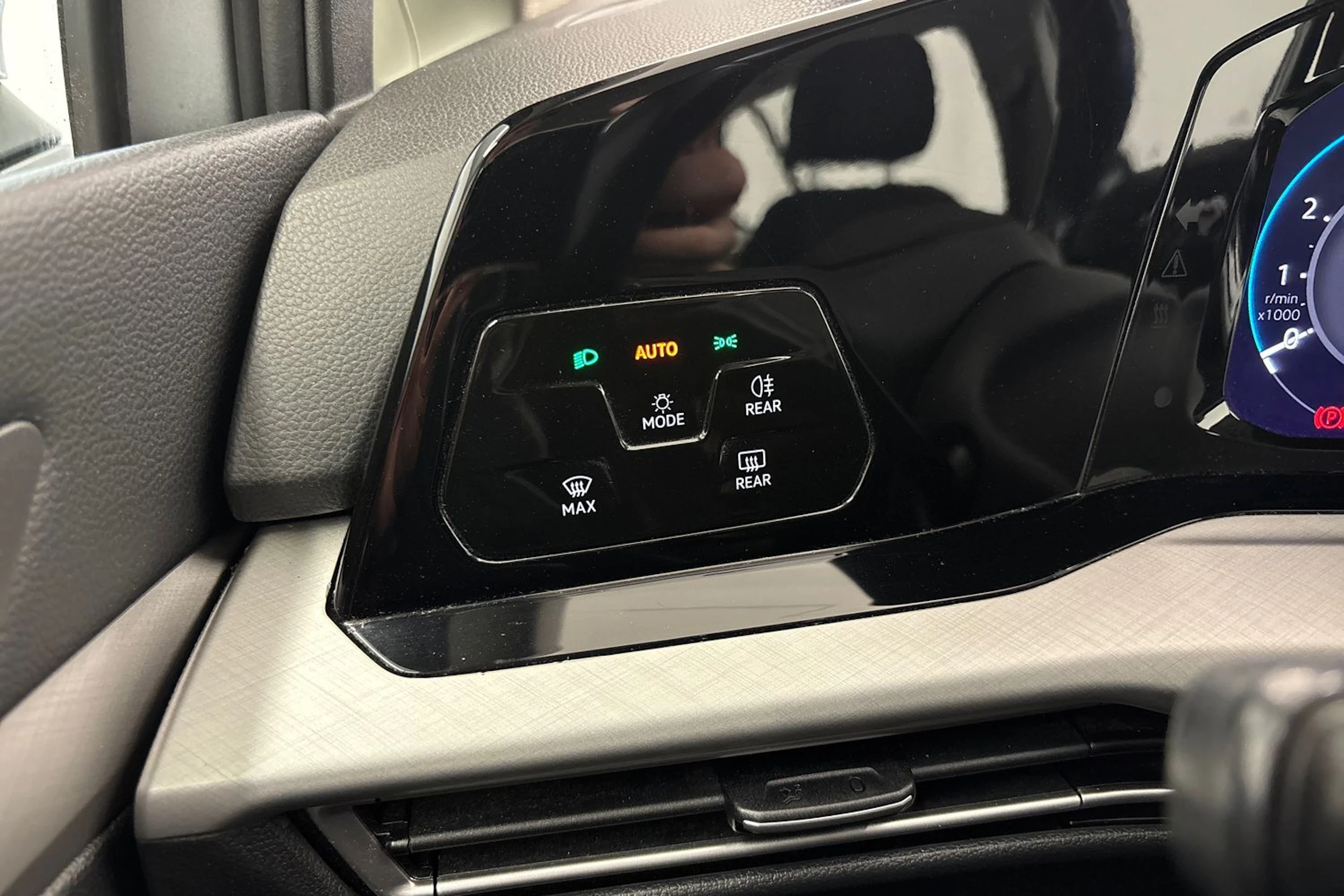 Hopea Volkswagen GOLF 2021 kuva 18.