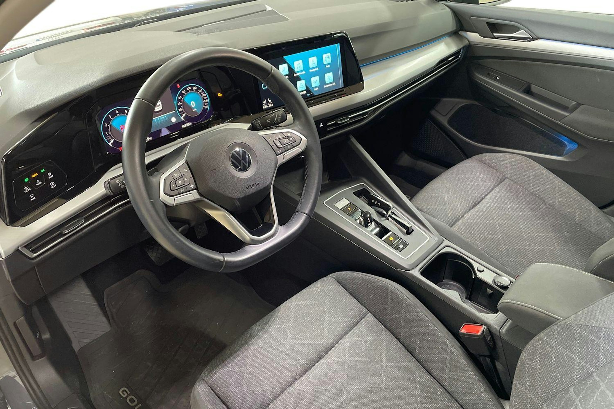 Harmaa Volkswagen GOLF 2021 kuva 7.
