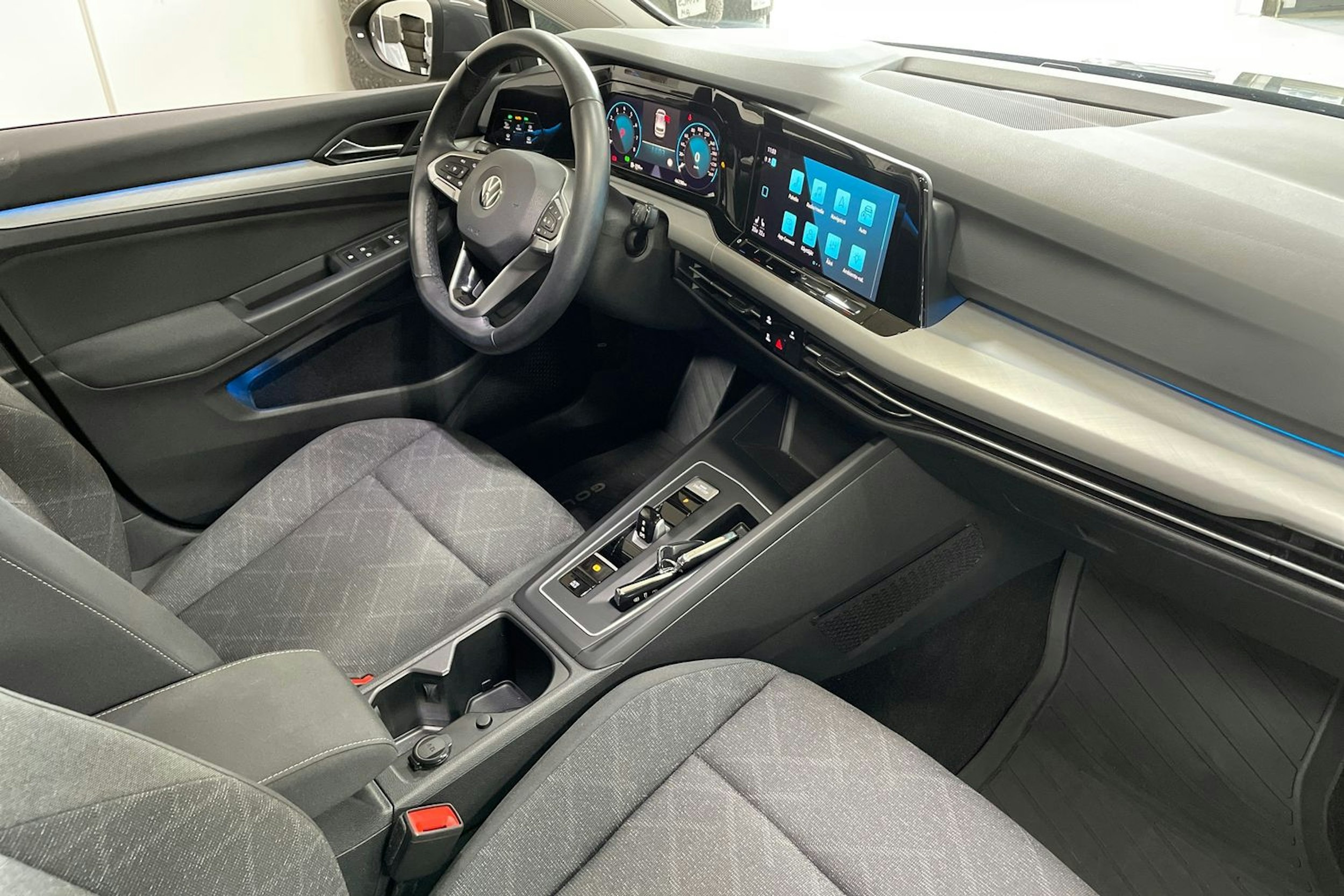 Harmaa Volkswagen GOLF 2021 kuva 15.