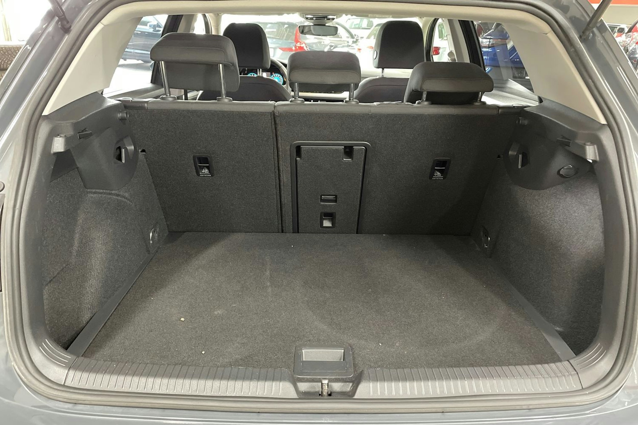 Harmaa Volkswagen GOLF 2021 kuva 16.