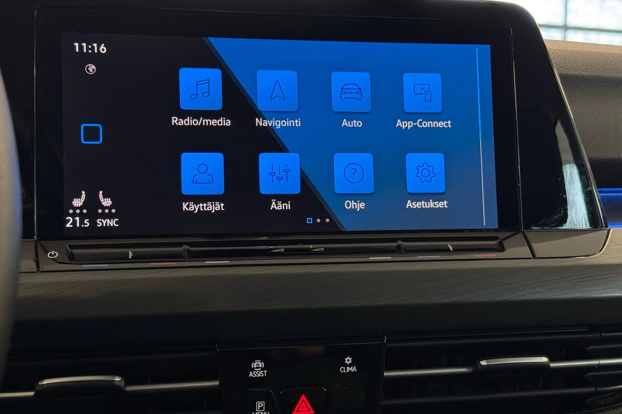 harmaa Volkswagen Golf 2021 kuva 17.