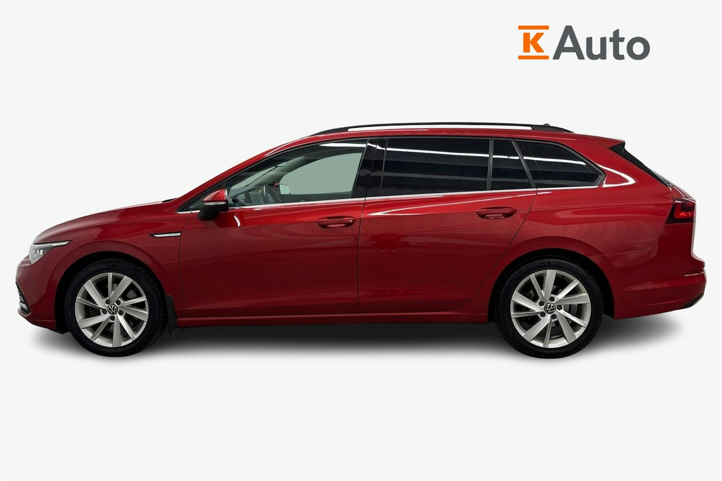 punainen Volkswagen Golf 2021 kuva 6.
