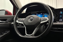 punainen Volkswagen Golf 2021 kuva 15.