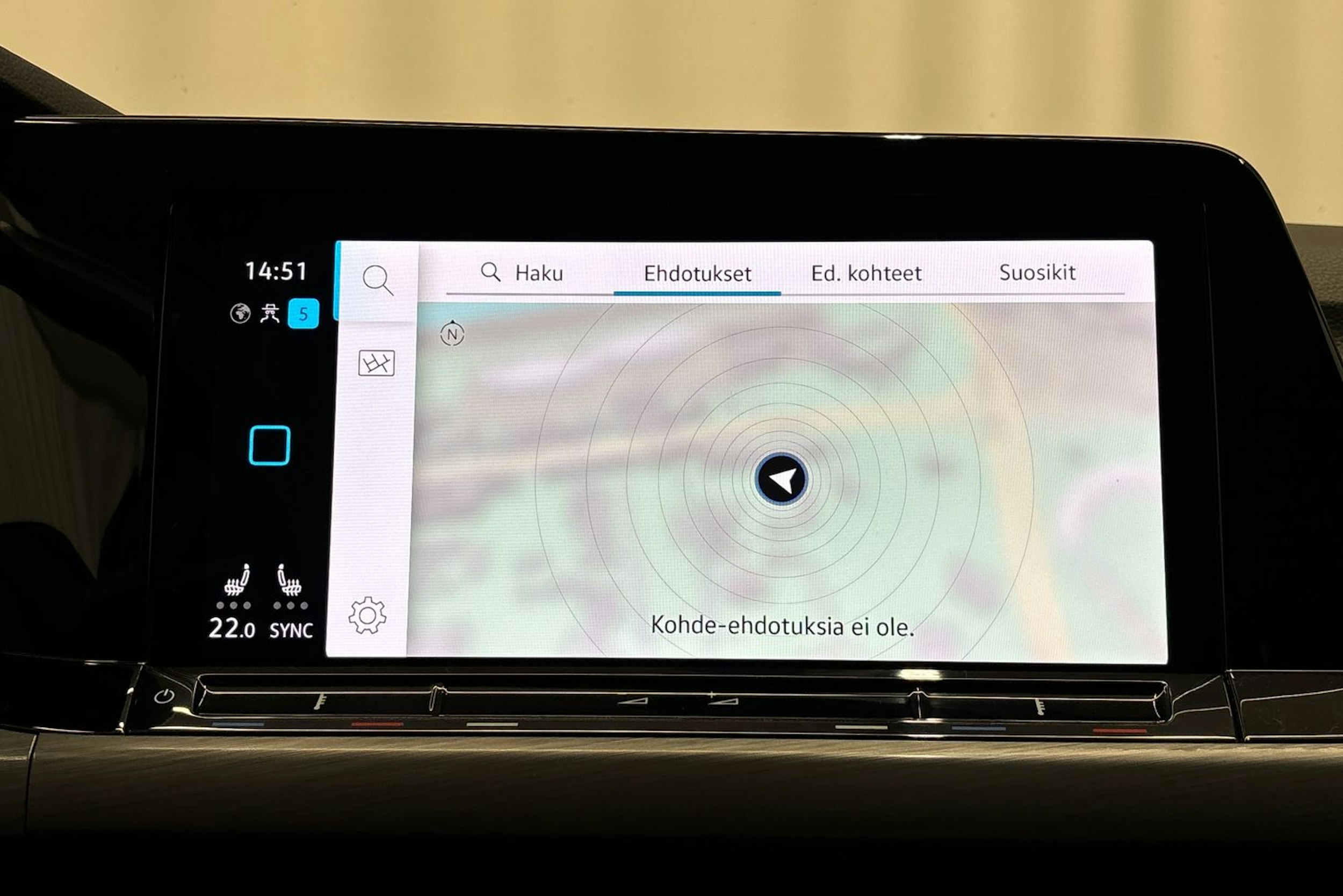 punainen Volkswagen Golf 2021 kuva 23.