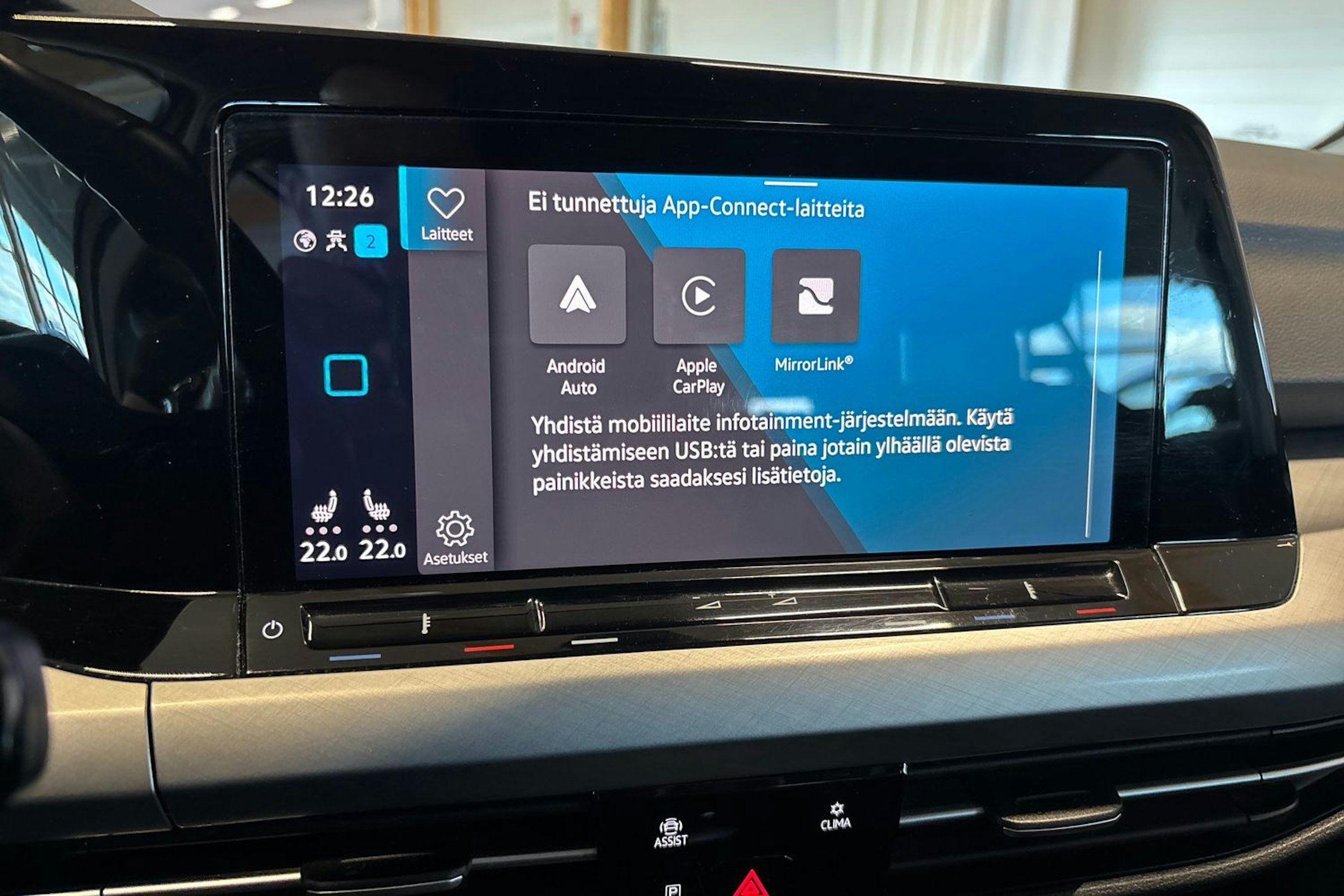 Valkoinen Volkswagen Golf 2021 kuva 21.