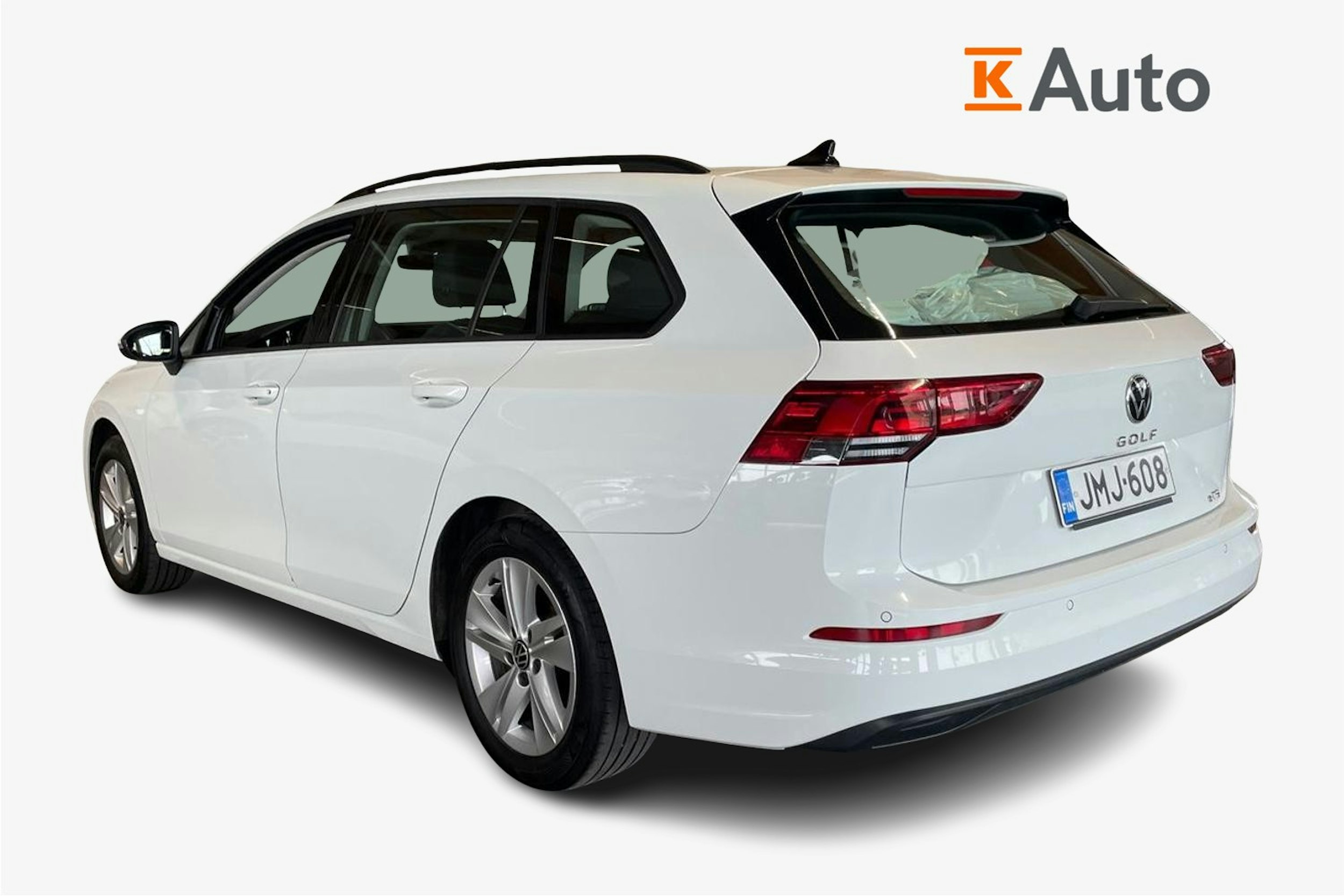 valkoinen Volkswagen Golf 2021 kuva 2.