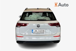 valkoinen Volkswagen Golf 2021 kuva 3.