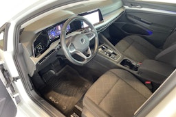 valkoinen Volkswagen Golf 2021 kuva 7.