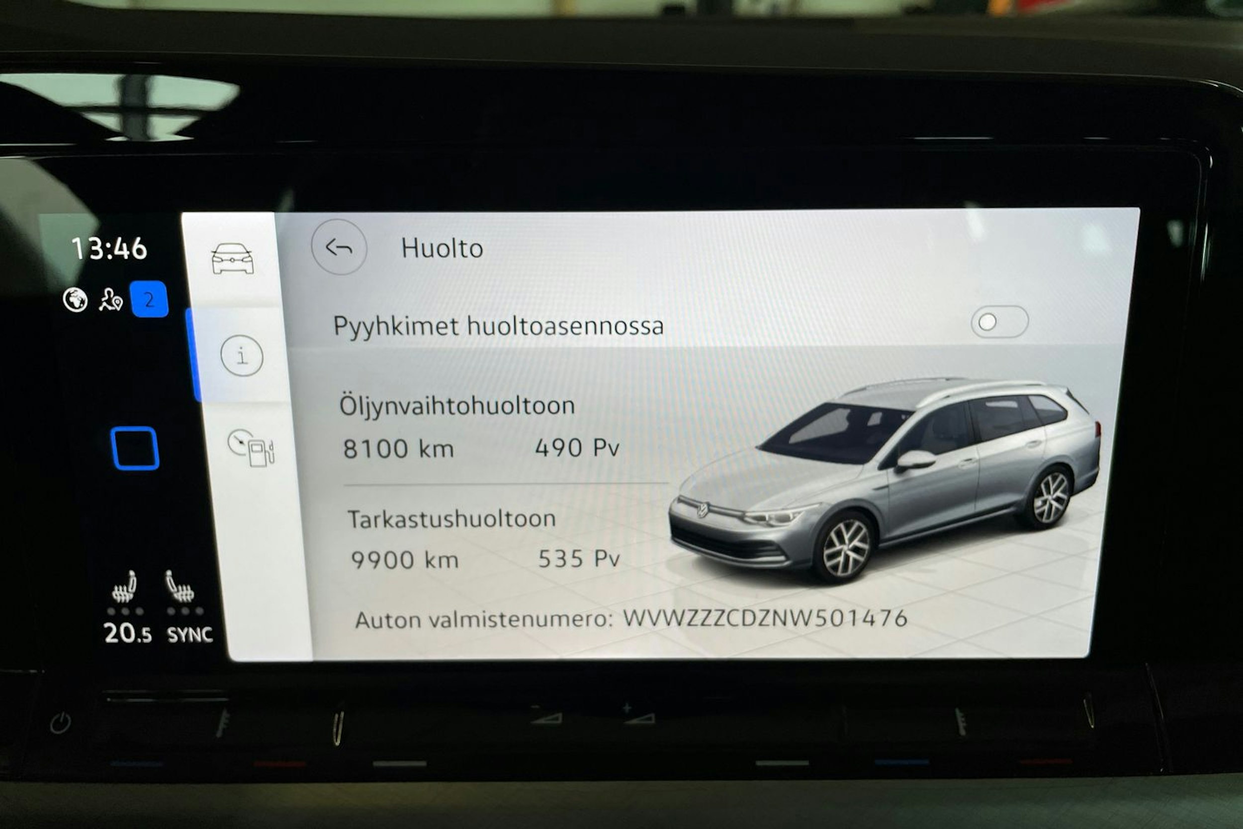 valkoinen Volkswagen Golf 2021 kuva 15.