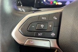valkoinen Volkswagen Golf 2021 kuva 16.
