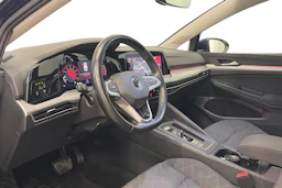sininen Volkswagen Golf 2021 kuva 8.