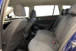 sininen Volkswagen Golf 2021 kuva 11.
