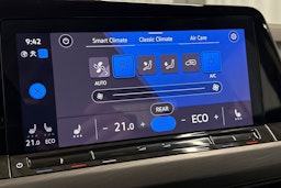 valkoinen Volkswagen Golf 2021 kuva 21.