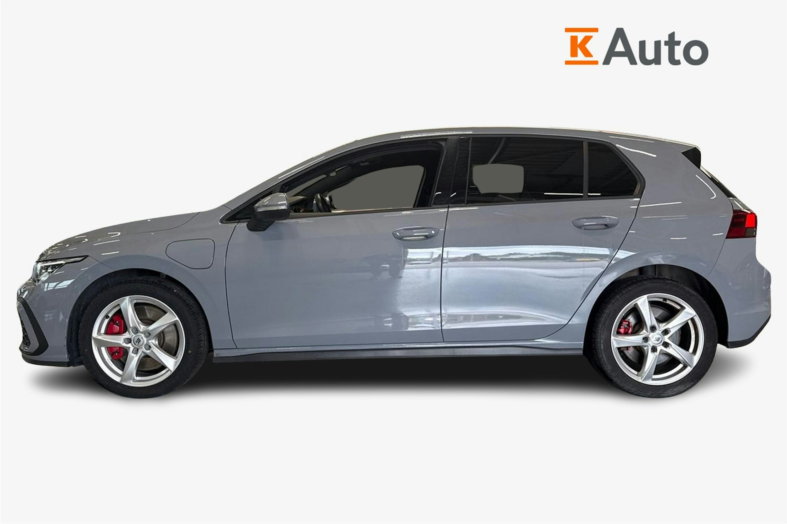 harmaa Volkswagen Golf 2021 kuva 6.