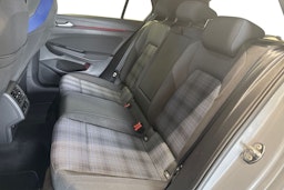 harmaa Volkswagen Golf 2021 kuva 10.