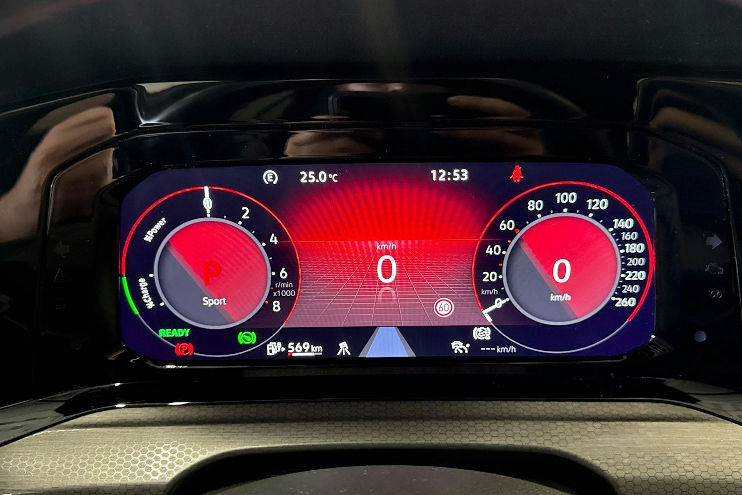 harmaa Volkswagen Golf 2021 kuva 17.