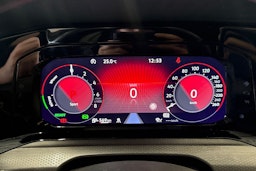 harmaa Volkswagen Golf 2021 kuva 17.