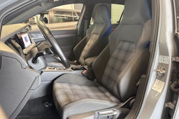 harmaa Volkswagen Golf 2021 kuva 25.