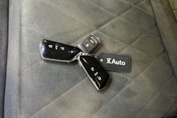 sininen Volkswagen Golf 2021 kuva 28.