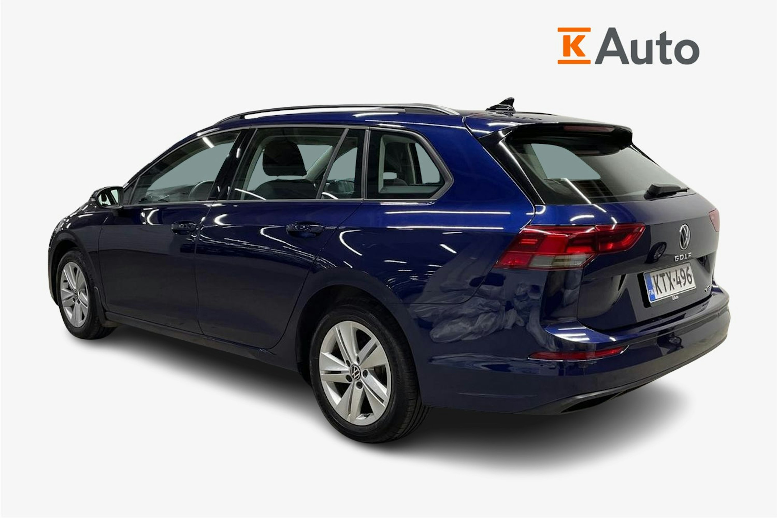sininen Volkswagen Golf 2021 kuva 2.