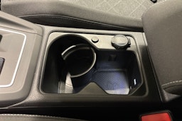 sininen Volkswagen Golf 2021 kuva 25.