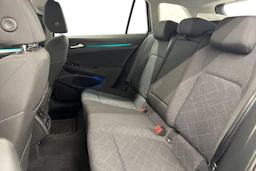 harmaa Volkswagen Golf 2021 kuva 11.