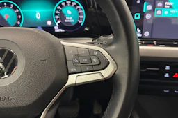 harmaa Volkswagen Golf 2021 kuva 20.