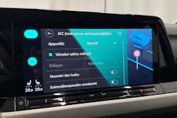 harmaa Volkswagen Golf 2021 kuva 26.