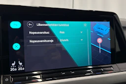 harmaa Volkswagen Golf 2021 kuva 27.