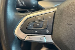 harmaa Volkswagen Golf 2021 kuva 15.