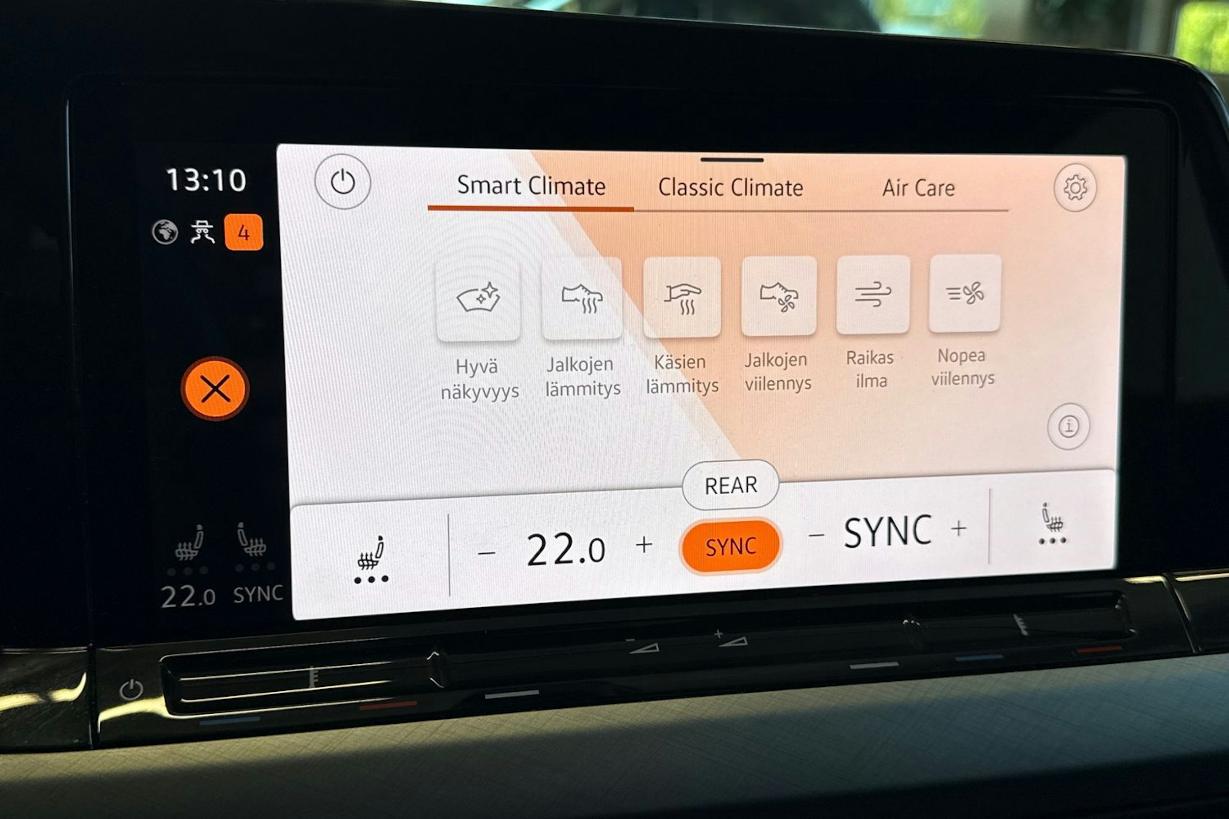 harmaa Volkswagen Golf 2021 kuva 21.