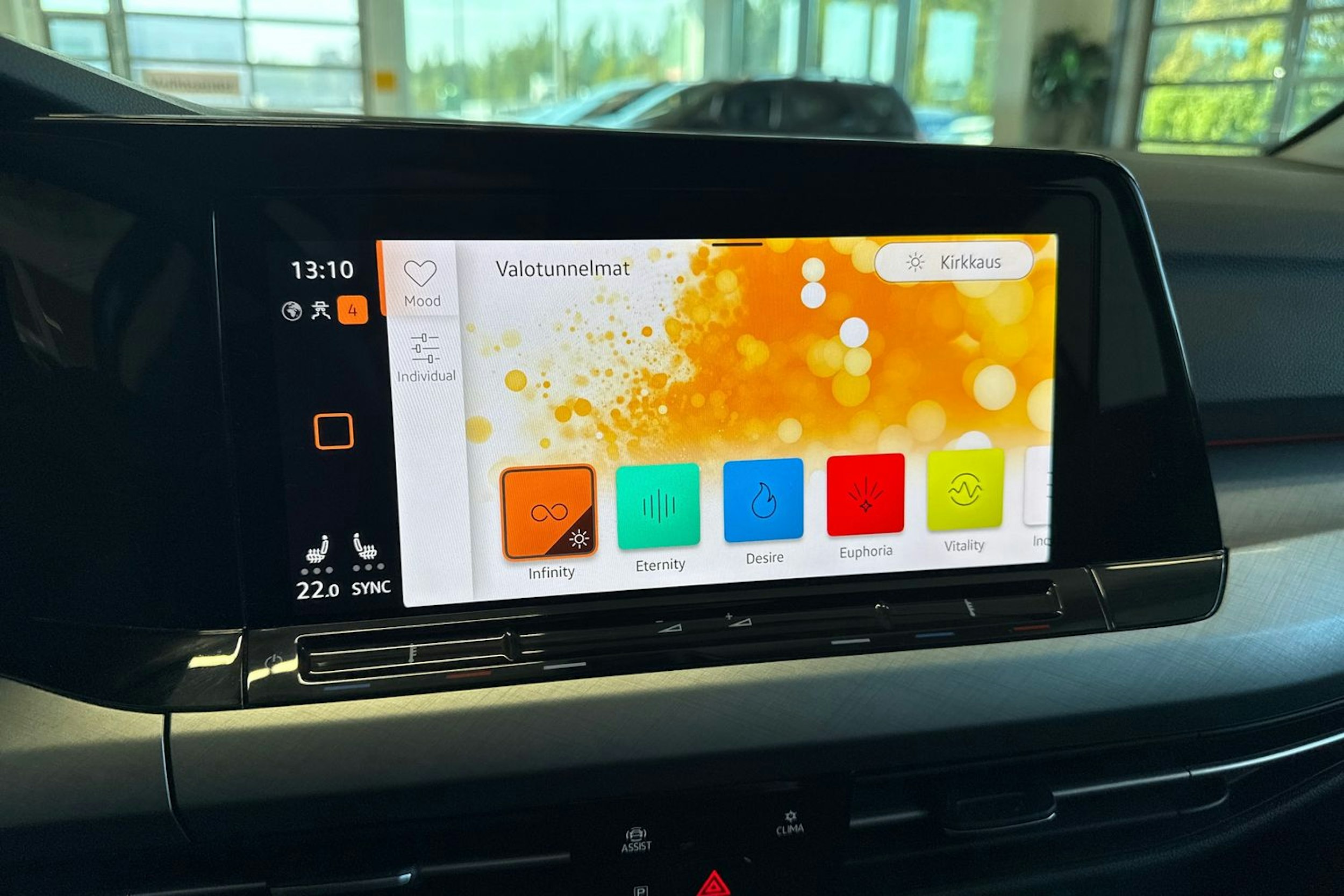 harmaa Volkswagen Golf 2021 kuva 23.