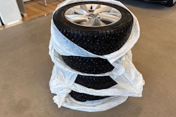 harmaa Volkswagen Golf 2021 kuva 29.