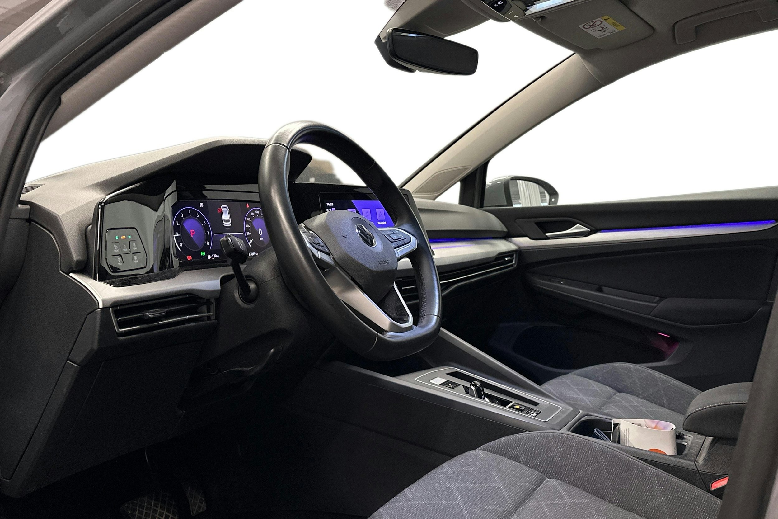 harmaa Volkswagen Golf 2021 kuva 3.