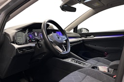 harmaa Volkswagen Golf 2021 kuva 3.