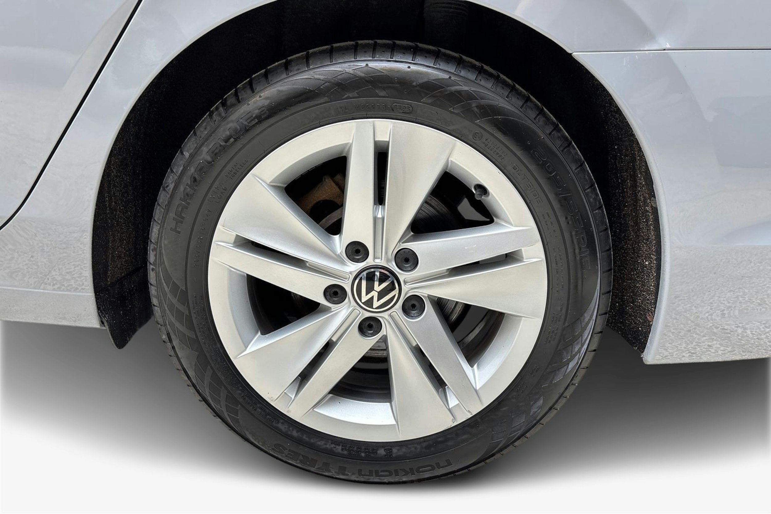 harmaa Volkswagen Golf 2021 kuva 11.