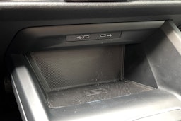 harmaa Volkswagen Golf 2021 kuva 24.