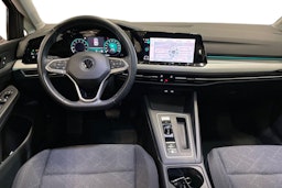 harmaa Volkswagen Golf 2021 kuva 7.