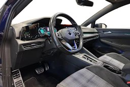violetti Volkswagen Golf 2021 kuva 6.