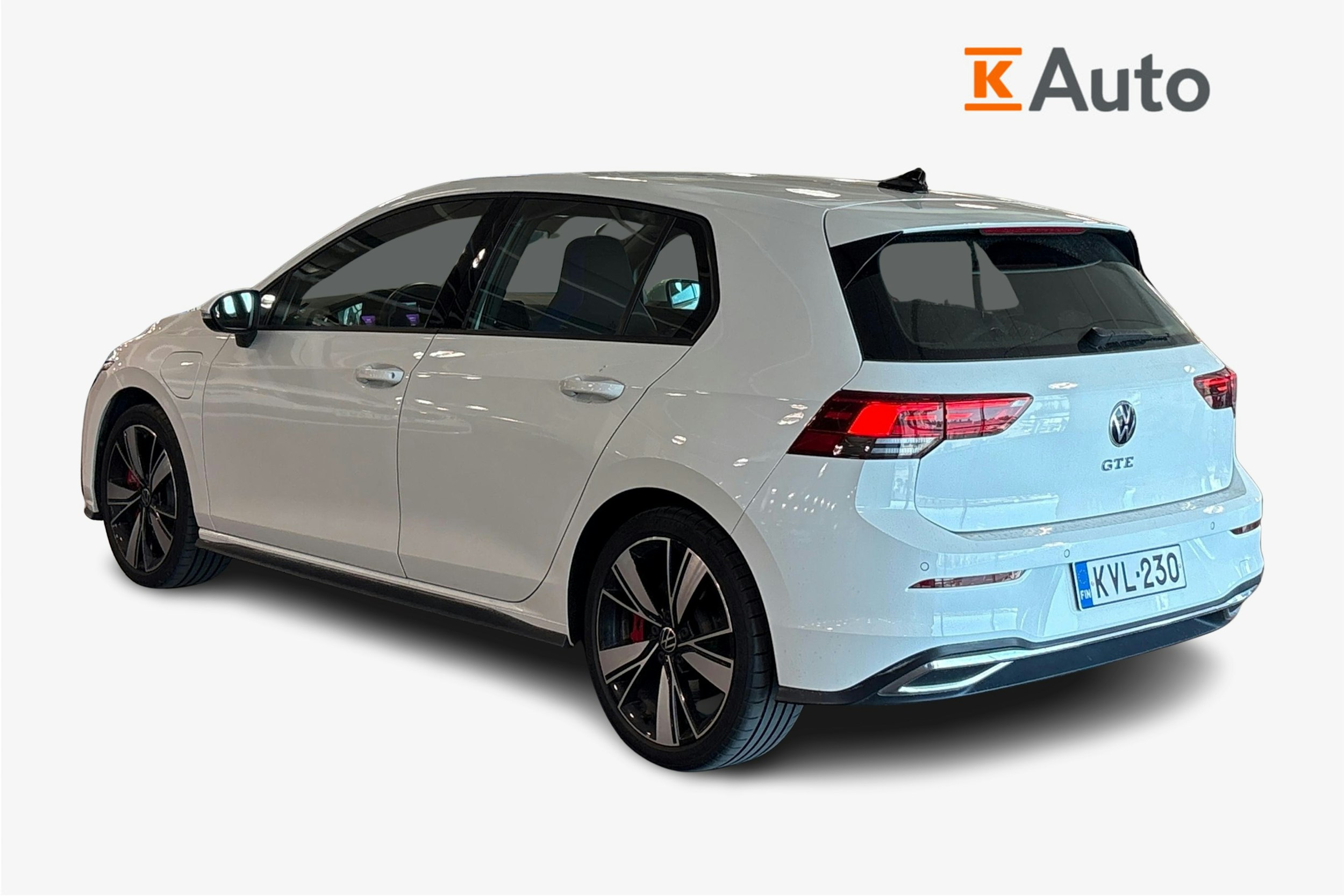 valkoinen Volkswagen Golf 2021 kuva 2.